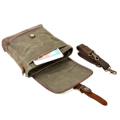 Beanie | Lightweight Vintage Crossbody Bag