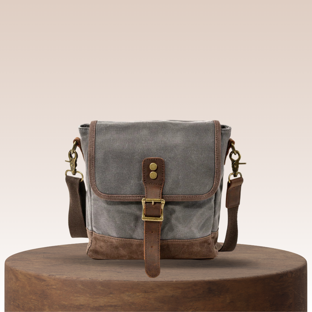 Beanie | Lightweight Vintage Crossbody Bag