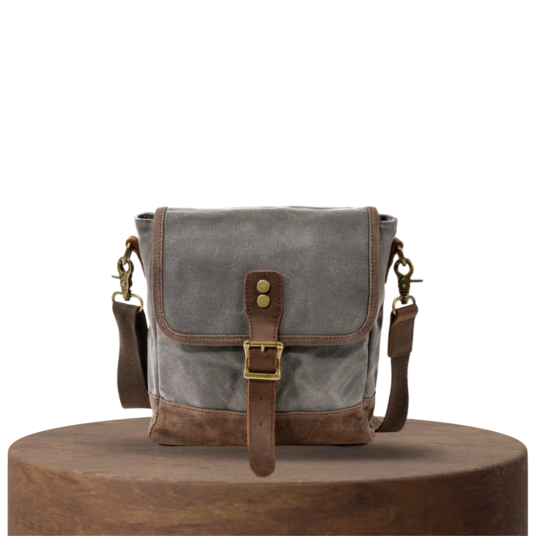 Beanie | Lightweight Vintage Crossbody Bag