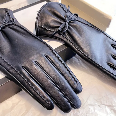Edna | Bow Accent Gloves
